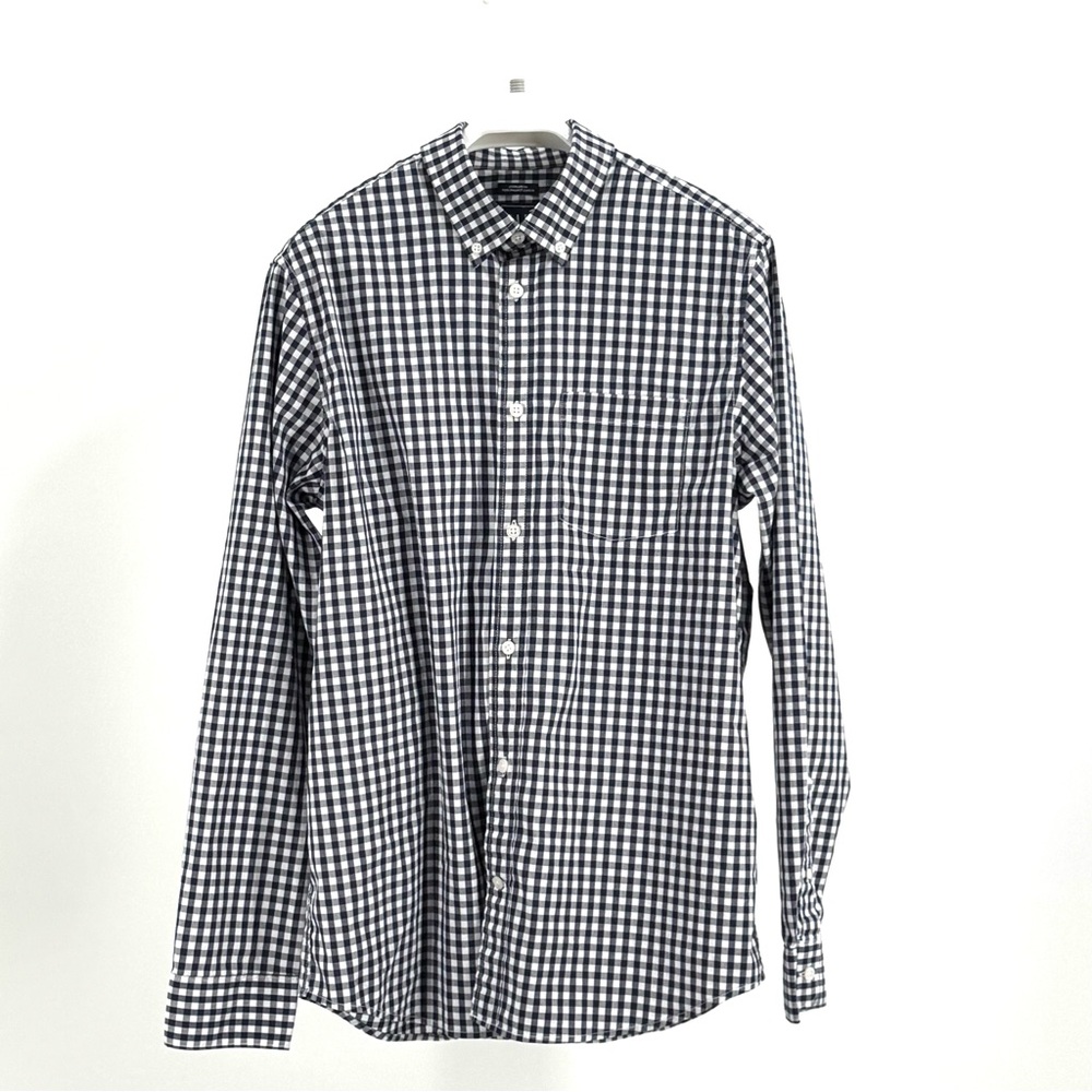 GAP Men’s Standard Fit Performance Cotton Navy White Gingham Shirt Size M